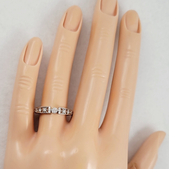 Delicate Sterling Silver Ring - Picture 12 of 12